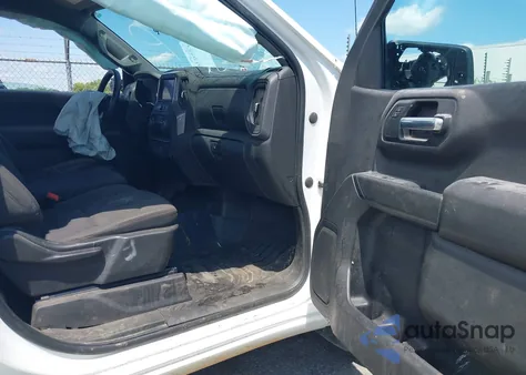 2023 Chevrolet Silverado C1500 z USA, uszkodzony, nr VIN 3GCNAAED6PG172625